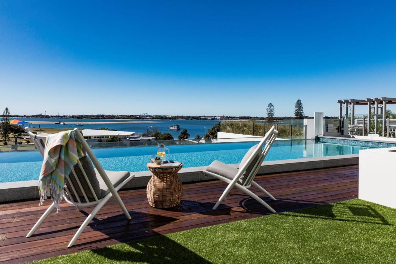 Sky Broadwater Apartments Southport Екстериор снимка