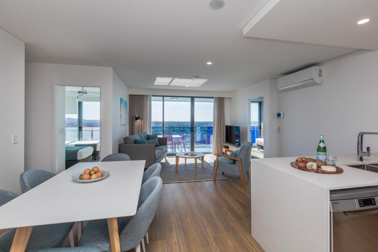 Sky Broadwater Apartments Southport Екстериор снимка