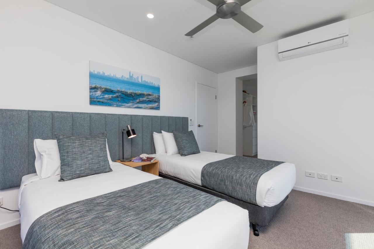 Sky Broadwater Apartments Southport Екстериор снимка