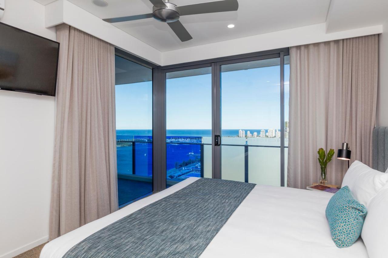 Sky Broadwater Apartments Southport Екстериор снимка