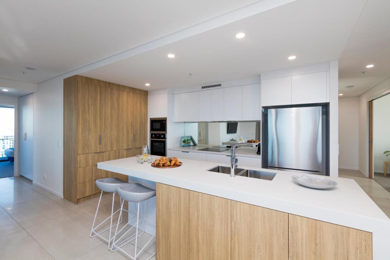 Sky Broadwater Apartments Southport Екстериор снимка